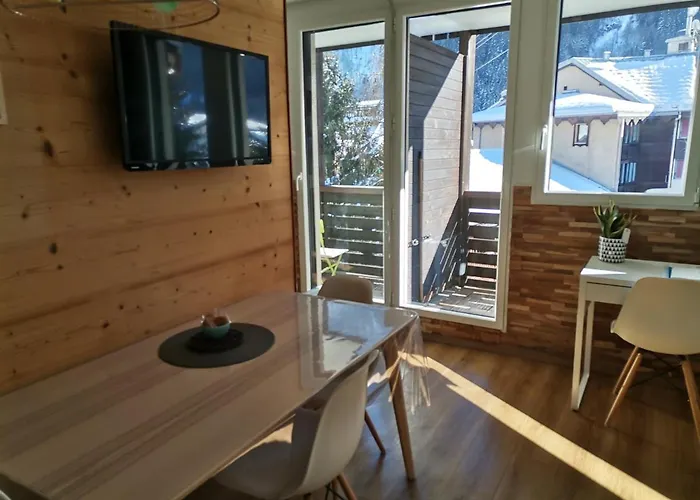 Face Au Mont-blanc 샤모니